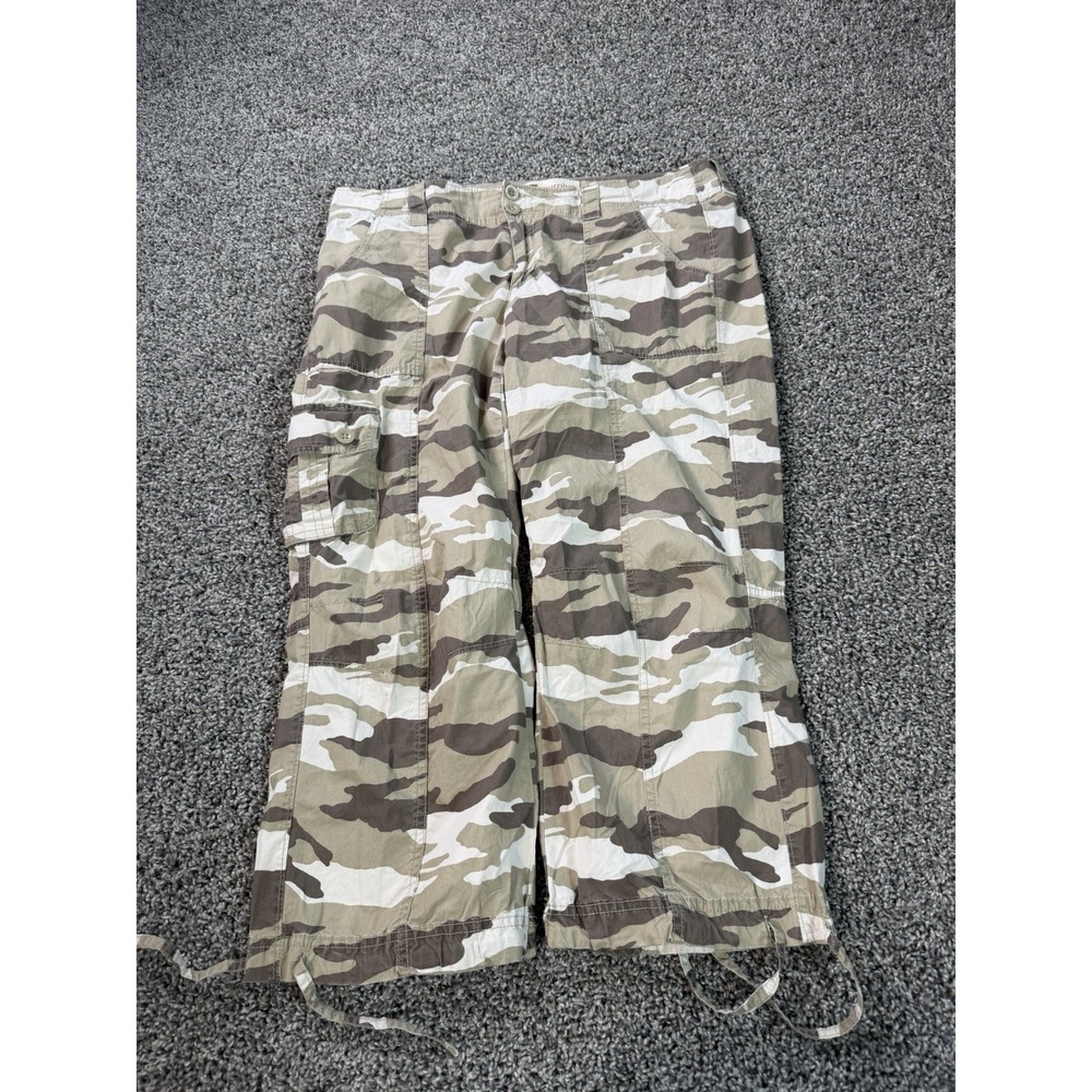 Vintage Y2K Gap Capri Cargo Pants Women's Size 10 Green Camouflage Wide Leg